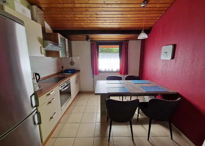 別荘 In Germany With Idyllic Nature